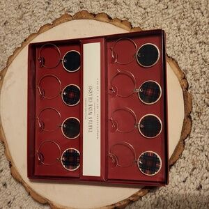 Williams Sonoma Tartan Wine Charms Plaid design Set of 8 NEW